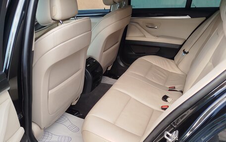 BMW 5 серия, 2011 год, 2 050 000 рублей, 14 фотография