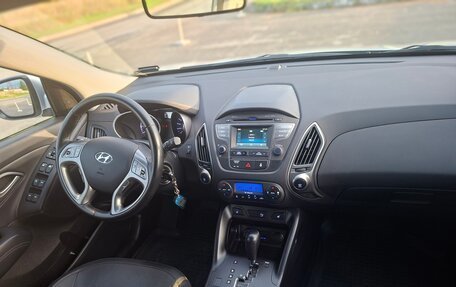 Hyundai ix35 I рестайлинг, 2015 год, 1 450 000 рублей, 12 фотография