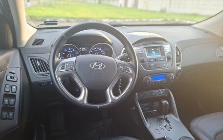 Hyundai ix35 I рестайлинг, 2015 год, 1 450 000 рублей, 29 фотография