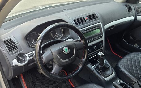 Skoda Octavia, 2011 год, 640 000 рублей, 9 фотография