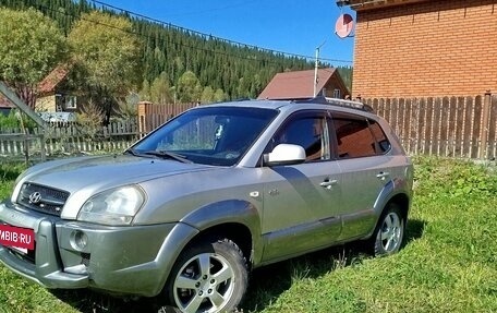 Hyundai Tucson III, 2007 год, 700 000 рублей, 2 фотография