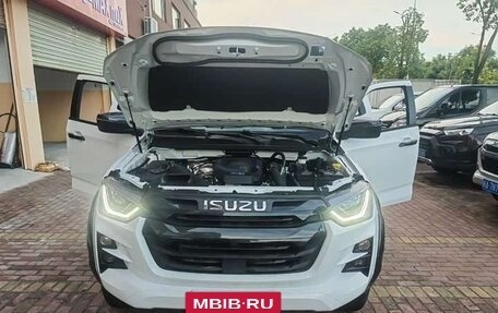 Isuzu D-Max, 2023 год, 2 349 656 рублей, 4 фотография