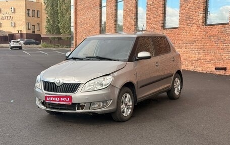 Skoda Fabia II, 2013 год, 295 000 рублей, 1 фотография