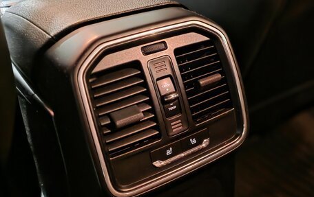 Porsche Macan I рестайлинг, 2019 год, 4 400 000 рублей, 5 фотография