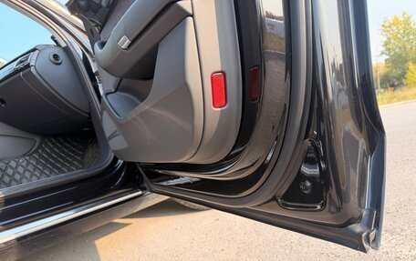 Audi A8, 2012 год, 2 700 000 рублей, 24 фотография