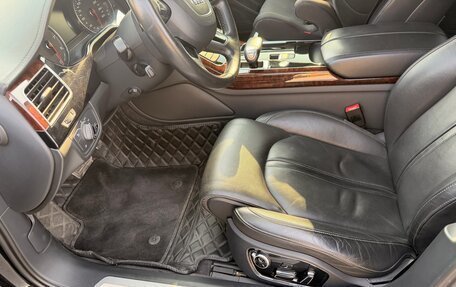 Audi A8, 2012 год, 2 700 000 рублей, 28 фотография