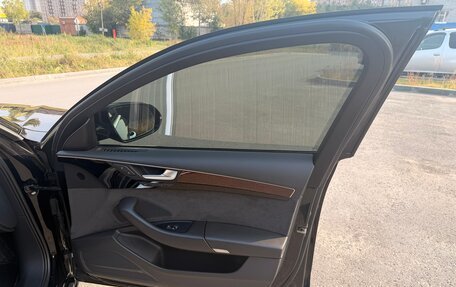 Audi A8, 2012 год, 2 700 000 рублей, 23 фотография