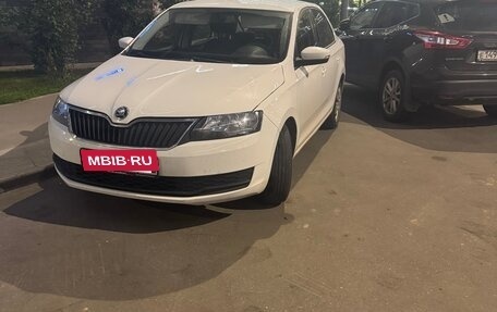 Skoda Rapid I, 2018 год, 960 000 рублей, 2 фотография
