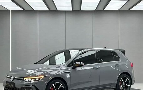 Volkswagen Golf VIII, 2021 год, 2 000 000 рублей, 5 фотография