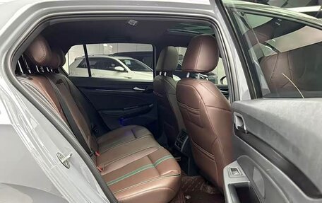 Volkswagen Golf VIII, 2021 год, 2 000 000 рублей, 10 фотография