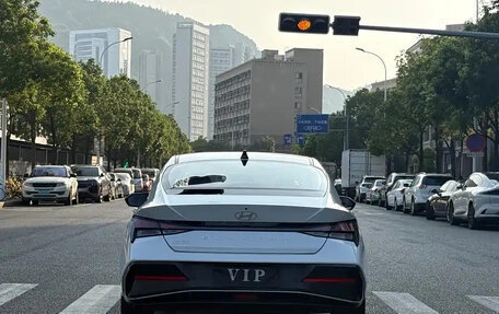 Hyundai Elantra, 2023 год, 1 310 000 рублей, 6 фотография