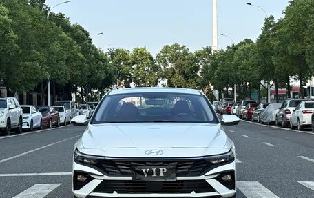 Hyundai Elantra, 2023 год, 1 310 000 рублей, 2 фотография