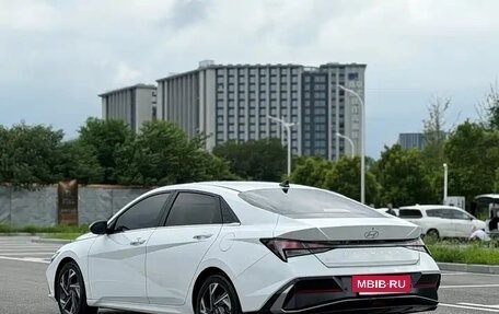 Hyundai Elantra, 2023 год, 1 247 000 рублей, 4 фотография