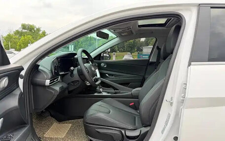 Hyundai Elantra, 2023 год, 1 247 000 рублей, 8 фотография