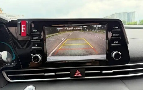 Hyundai Elantra, 2023 год, 1 247 000 рублей, 10 фотография