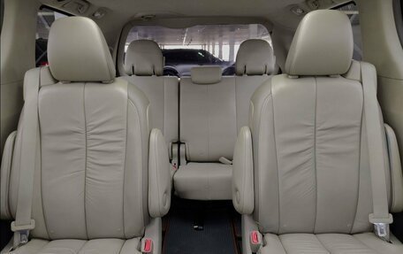 Toyota Sienna III, 2012 год, 2 500 000 рублей, 27 фотография