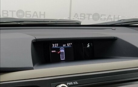 Toyota Sienna III, 2012 год, 2 500 000 рублей, 19 фотография