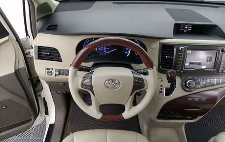 Toyota Sienna III, 2012 год, 2 500 000 рублей, 35 фотография