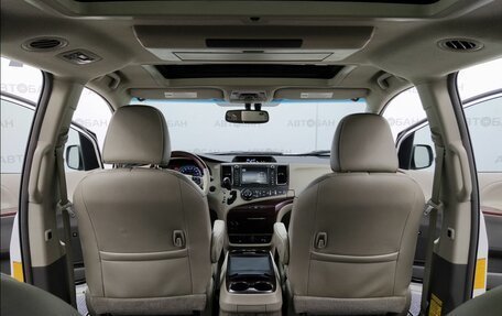 Toyota Sienna III, 2012 год, 2 500 000 рублей, 32 фотография