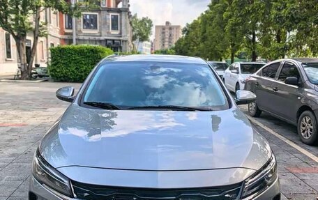Chevrolet Monza, 2022 год, 1 057 000 рублей, 2 фотография