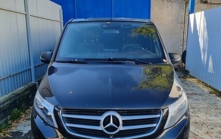 Mercedes-Benz V-Класс, 2017 год, 3 950 000 рублей, 1 фотография