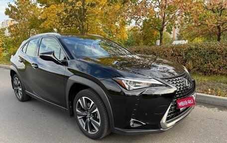 Lexus UX I, 2021 год, 3 050 000 рублей, 1 фотография