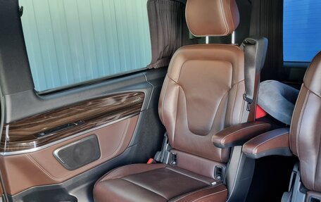 Mercedes-Benz V-Класс, 2017 год, 3 950 000 рублей, 14 фотография