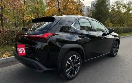 Lexus UX I, 2021 год, 3 050 000 рублей, 5 фотография