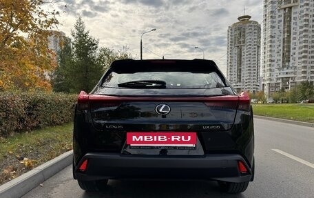 Lexus UX I, 2021 год, 3 050 000 рублей, 4 фотография
