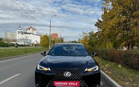Lexus UX I, 2021 год, 3 050 000 рублей, 18 фотография
