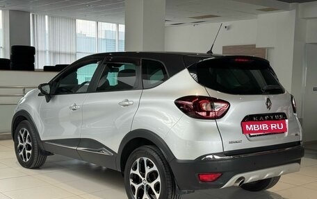 Renault Kaptur I рестайлинг, 2020 год, 1 699 000 рублей, 6 фотография