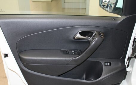 Volkswagen Polo VI (EU Market), 2014 год, 950 000 рублей, 13 фотография