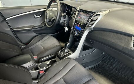 Hyundai i30 II рестайлинг, 2013 год, 980 000 рублей, 14 фотография