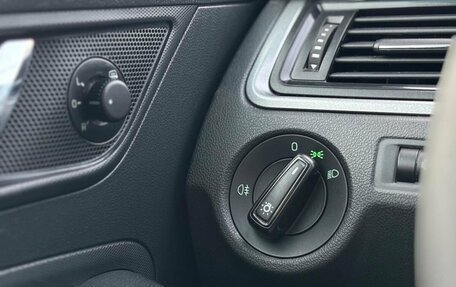 Skoda Rapid I, 2017 год, 1 290 000 рублей, 17 фотография