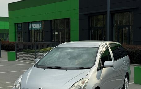 Toyota Wish II, 2004 год, 730 000 рублей, 1 фотография