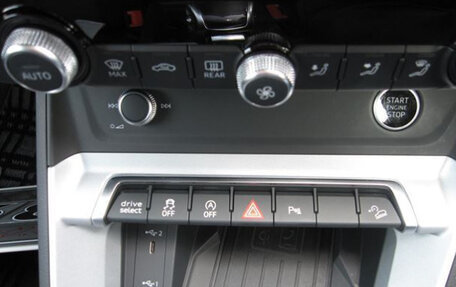 Audi Q3, 2024 год, 1 900 000 рублей, 18 фотография