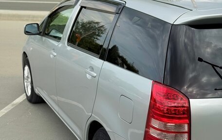 Toyota Wish II, 2004 год, 730 000 рублей, 2 фотография