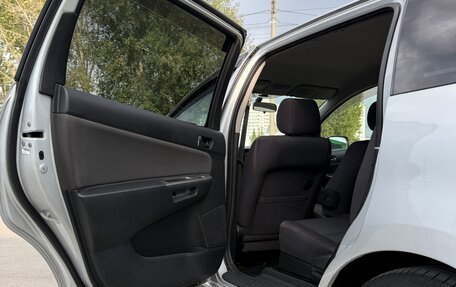Toyota Wish II, 2004 год, 730 000 рублей, 13 фотография