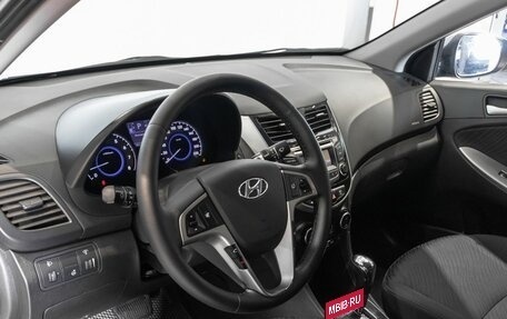 Hyundai Solaris II рестайлинг, 2015 год, 742 900 рублей, 5 фотография