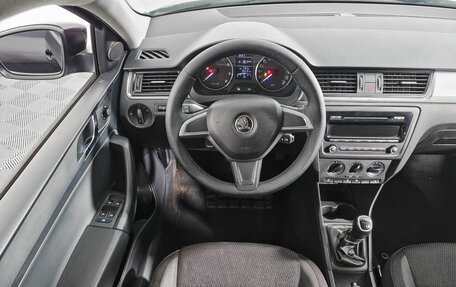 Skoda Rapid I, 2014 год, 549 000 рублей, 13 фотография