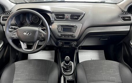 KIA Rio III рестайлинг, 2015 год, 1 045 000 рублей, 10 фотография