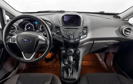Ford Fiesta, 2016 год, 845 000 рублей, 14 фотография
