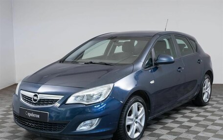 Opel Astra J, 2011 год, 599 000 рублей, 1 фотография