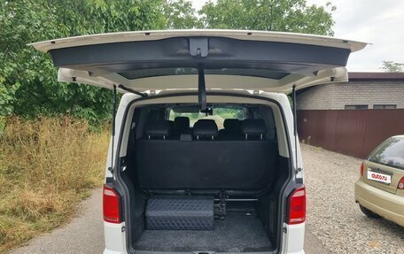 Volkswagen Caravelle T6 рестайлинг, 2017 год, 2 350 000 рублей, 3 фотография