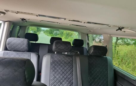 Volkswagen Caravelle T6 рестайлинг, 2017 год, 2 350 000 рублей, 5 фотография