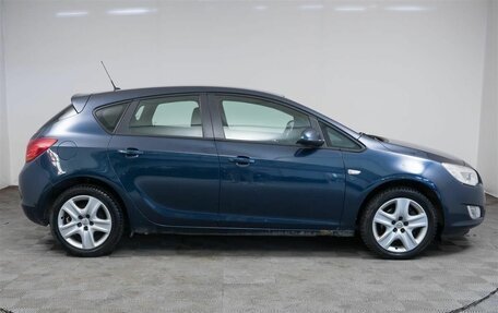 Opel Astra J, 2011 год, 599 000 рублей, 4 фотография