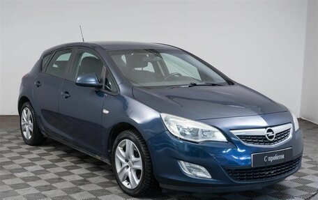 Opel Astra J, 2011 год, 599 000 рублей, 3 фотография