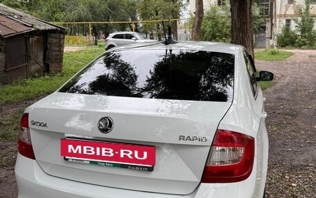 Skoda Rapid I, 2014 год, 800 000 рублей, 5 фотография