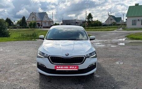 Skoda Rapid II, 2021 год, 1 300 000 рублей, 2 фотография