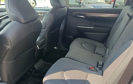Toyota Highlander, 2026 год, 5 490 000 рублей, 10 фотография